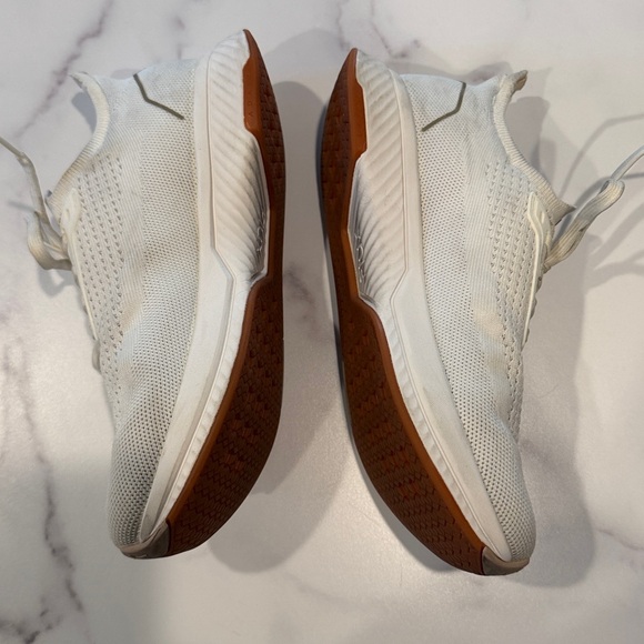 Flux Adapt Runner White Gum Womens Size 8 Running Athletic Walking Knit Shoes - Picture 3 of 7